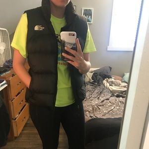 North face puffy down vest